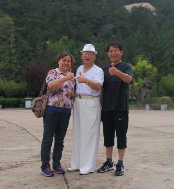●會(huì)長(zhǎng)接待濟(jì)寧市政協(xié)副主席曹景群同志。.jpg